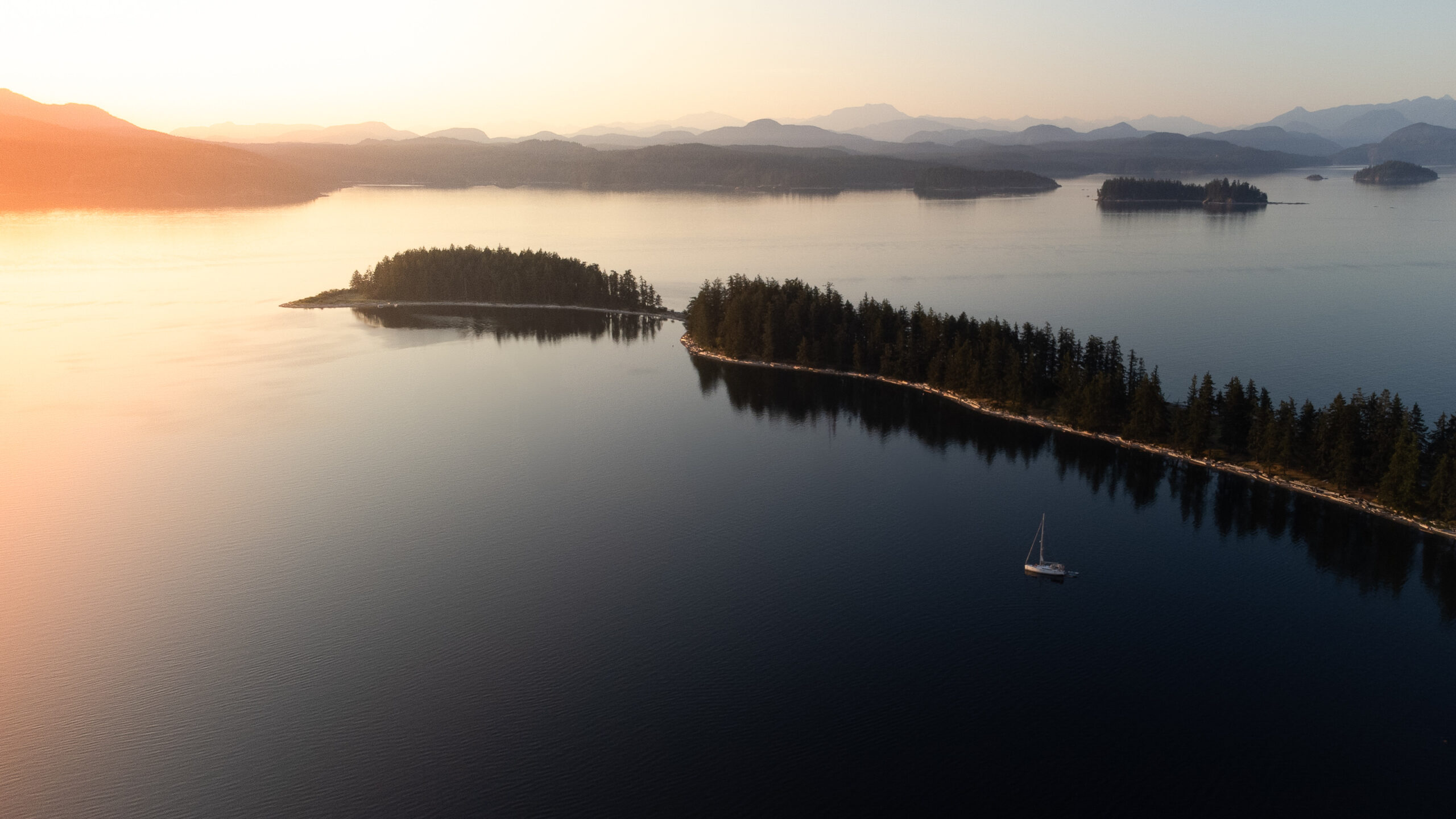 Sailing BC - photos of sailing and nature in British Columbia, Canada